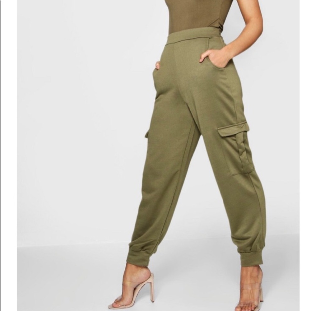 Boohoo black utility joggers